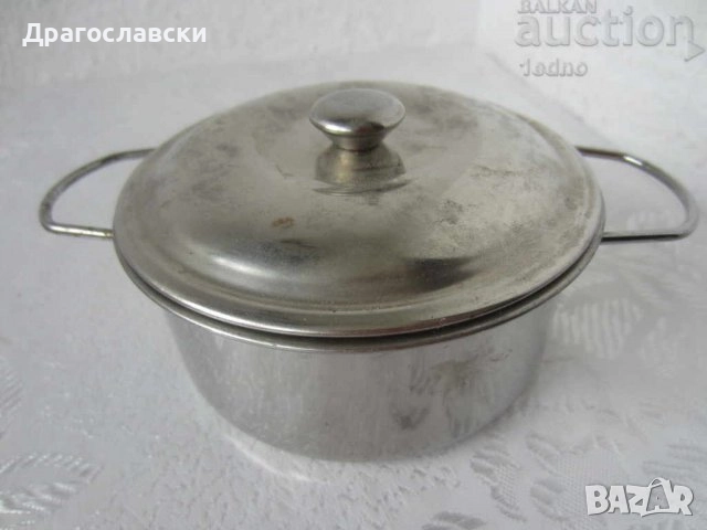  Малки:  Малка стара ютия, ютии, тенджера, кошница, лампа, газ, газен, снимка 3 - Декорация за дома - 28870905