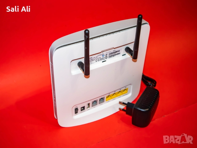 HUAWEI E5186 4G LTE SIM рутер Cat6 300Mbps Wi-Fi + Телефонна станция, снимка 2 - Рутери - 51802419