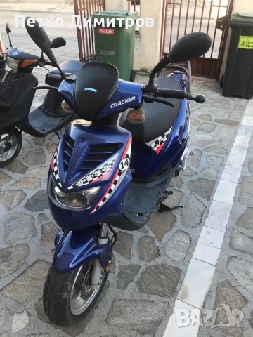 Скутер Cracker 50, снимка 3 - Мотоциклети и мототехника - 51893042