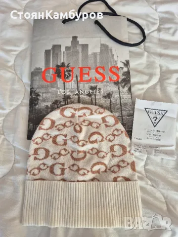 дамска шапка GUESS 