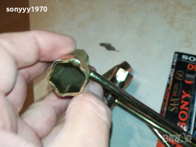 КЛЮЧ РЕЗАЧКА СВЕЩИ 15ЛВ ЗА БР 1710251540, снимка 11 - Ключове - 52088662