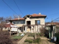 Продаваме къща в гр.Тръстеник обл.Плевен, снимка 1