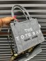 Marc Jacobs нова дамска чанта, снимка 1 - Чанти - 41907957
