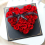 Кутия с ароматни рози във форма на сърце в подаръчна кутия 25х25см, снимка 3