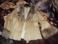 Дамски кожух на INOCHI с яка и ръкавели от лисица, снимка 1