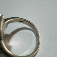 Продавам дамски сребърен пръстен 925, снимка 5 - Пръстени - 44491487