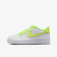 Nike - Air Force 1 LV8 дамски бели Оригинал Код 9206, снимка 1 - Маратонки - 40901103