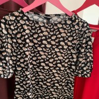 Дамска блуза в размер XS, снимка 2 - Тениски - 41285054
