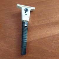 Gillette Techmatic, снимка 1 - Други ценни предмети - 41797876