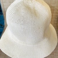 Красива лятна шапка, снимка 1 - Шапки - 41516993