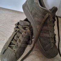 Дамски маратонки Adidas , снимка 1 - Маратонки - 41567748