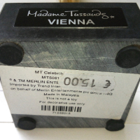 Madame Tussauds Vienna Oscar Award Souvenir, снимка 3 - Арт сувенири - 40249102
