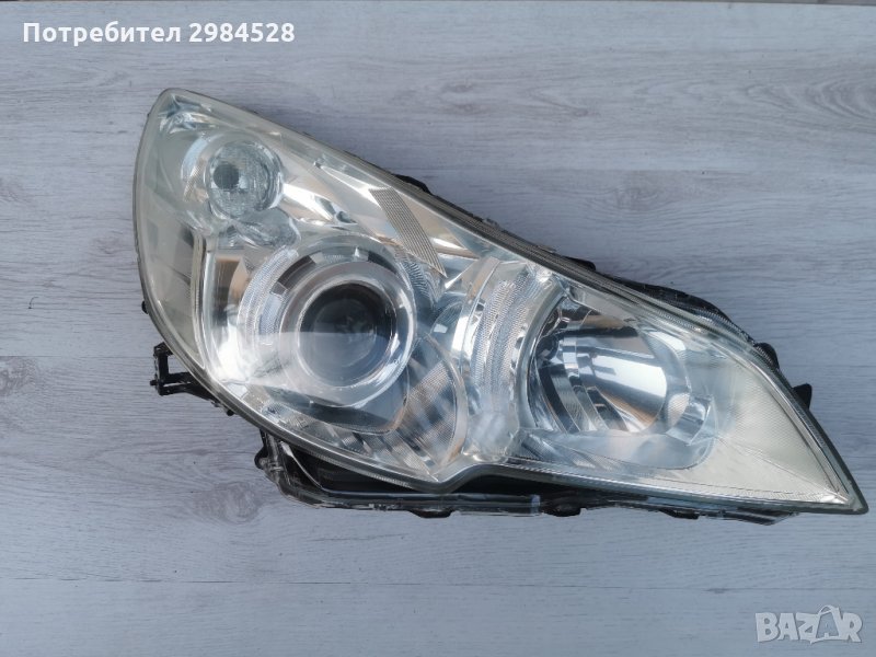 Десен фар за Subaru Legaxy / Outback, снимка 1