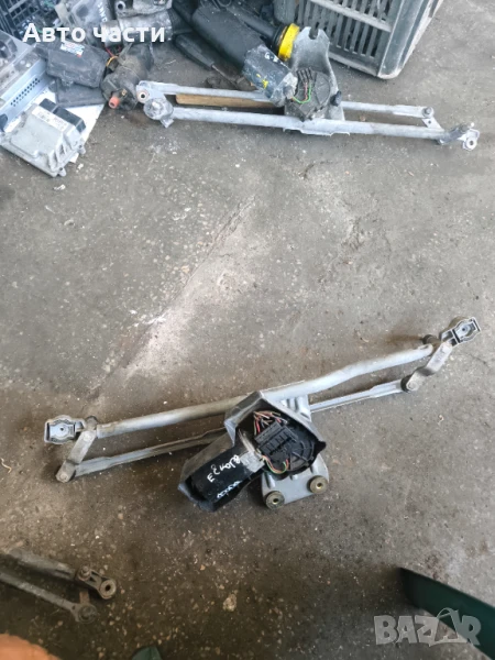 Механизъм рамо моторче чистачки Форд Ескорт 7 Ford Escort VII 0390241307, снимка 1