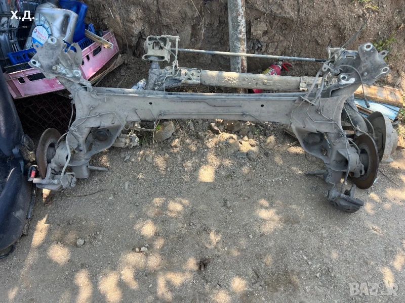 Заден мост рено меган/сценик 2004г , снимка 1