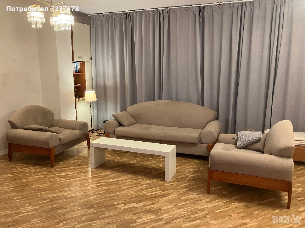 Разтегателен диван и два фотьойла., снимка 1