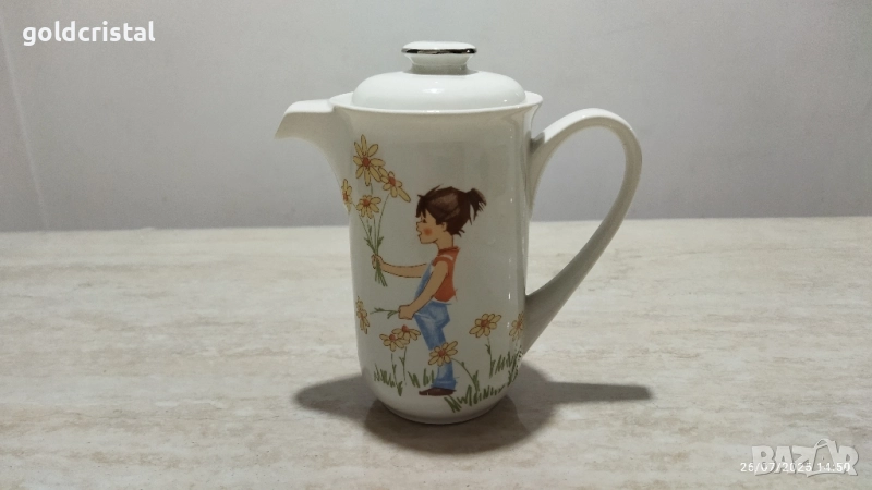 български порцелан чайник кана детски мотив , снимка 1