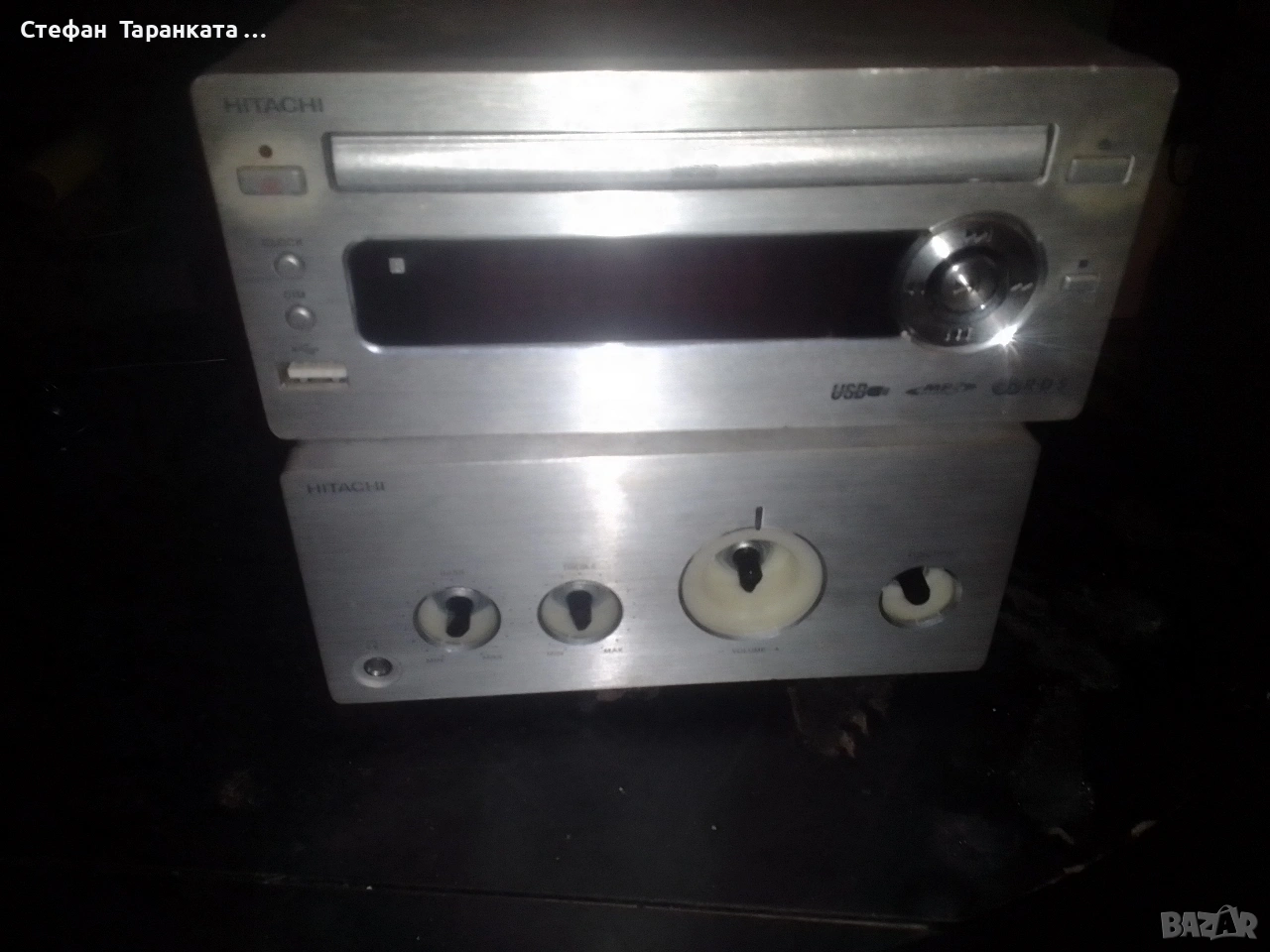 Hitachi -Аудио уредба от два компонента в незнайно състояние,няма го лентовия кабел между двата , снимка 1
