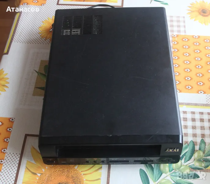 Видео плеар VHS Akai VS-R8EV за ремонт., снимка 1