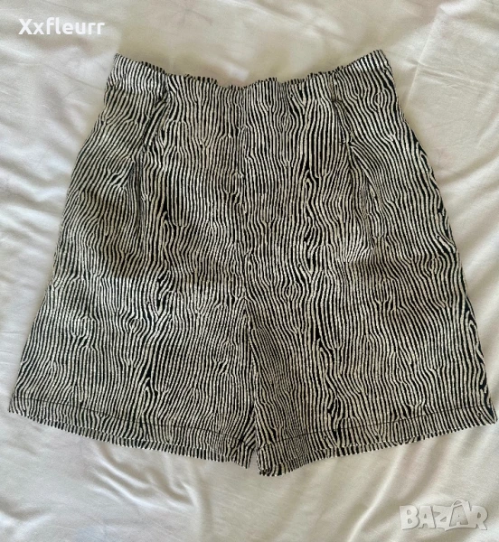 Дамски къси панталони, снимка 1
