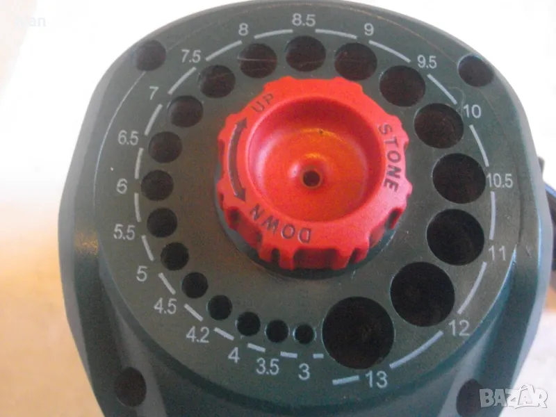 Електрическа немска 2019г. машина ТОЧИЛО ЗА ЗАТОЧВАНЕ НА БУРГИИ ДО Ф13ММ Голямо Parkside PBSG 95 C4., снимка 1