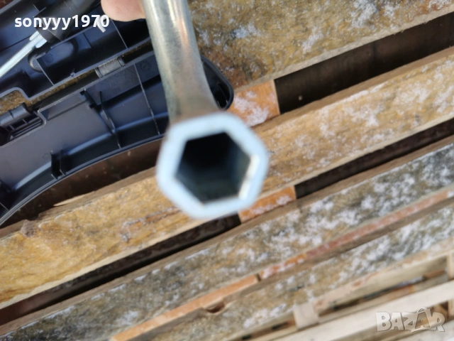 audi wv 17мм ключ за гуми 2201261621, снимка 6 - Аксесоари и консумативи - 53190379