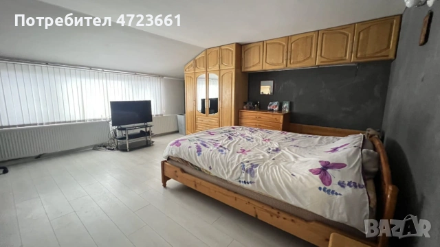 Собственик продава  масивна двуетажна къща с гараж в гр. Мартен, снимка 9 - Къщи - 53493632