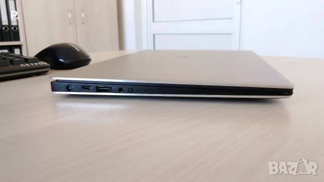Dell XPS 13 9360 отличен ! , снимка 4 - Лаптопи за дома - 53604007