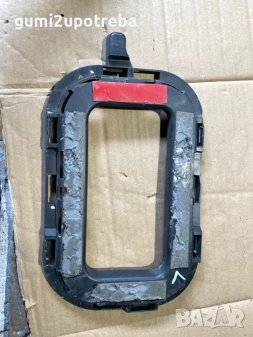 Ляв Държач ЗАдна Броня 7P5807771 Porsche Cayenne 3.0D 92A/2012г