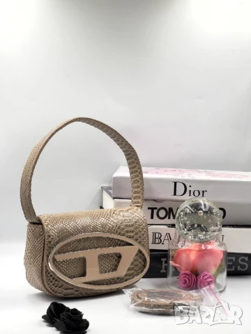 чанти diesel , снимка 17 - Чанти - 51291597