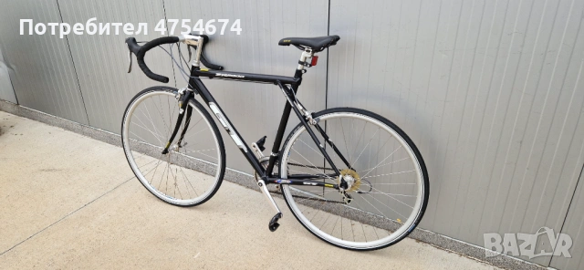 Шосеен велосипед GT колело 28", снимка 10 - Велосипеди - 53780833