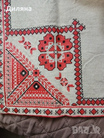 битова покривка и 3 купички, снимка 2 - Покривки за маси - 53287907