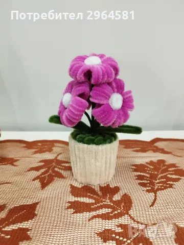 Ръчно изработени цветя в саксия от пухкава тел, снимка 8 - Декорация за дома - 48776758