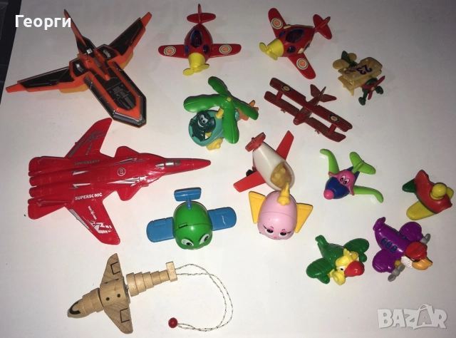 Лот самолетчета от различни серии и от Киндер от Италия., снимка 3 - Фигурки - 52841095