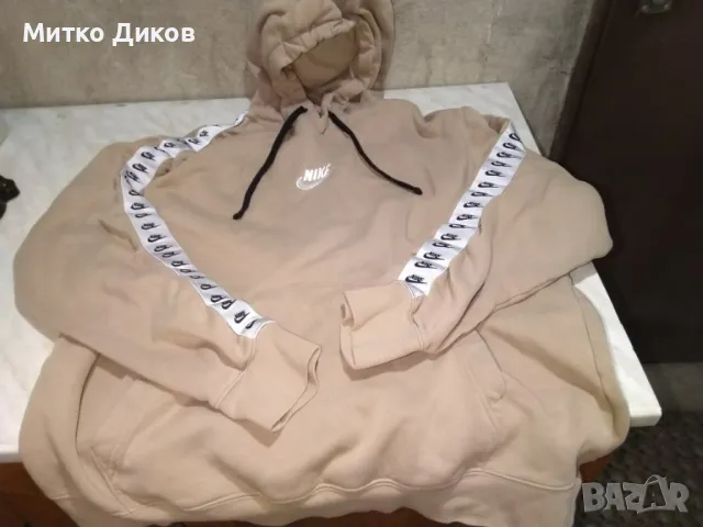 Суитчер Найк Nike размер ХЛ като нов, снимка 3 - Спортни дрехи, екипи - 49156818