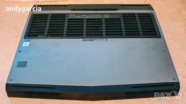 Dell Alienware 17 R4/Intel Core i7-7820HK/NVidia GTX 1080 8GB 190W/16GB RAM/512GB SSD/QHD IPS 120hz, снимка 8 - Лаптопи за игри - 53535131