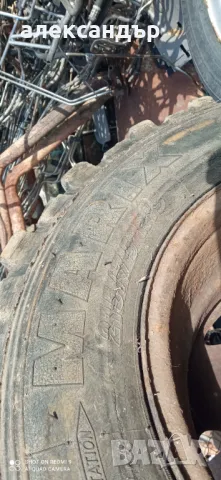 Гуми за джип 215/75/15