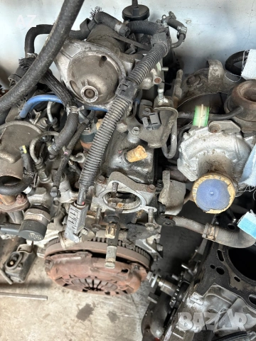 Двигател Toyota 1.4 d4d 1ND yaris турбо дюзи егр блок бутала глава