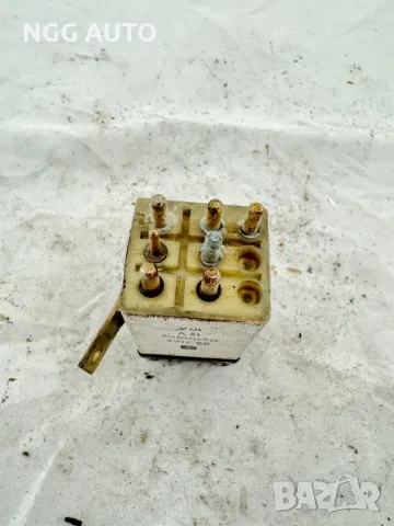 Защитно Реле от свръхнапрежение за Mercedes-Benz E-Class, № 201 540 32 45, 2015403245, снимка 3 - Части - 47933306