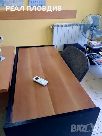 Офис оборудване - бюра, столове, компютър и др., снимка 16 - Работни маси и бюра - 53442889