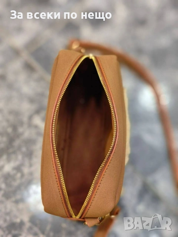 UGG Дамска Чанта С Дълга Дръжка За През Рамо Код SK562, снимка 17 - Чанти - 53059450