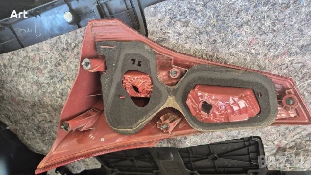 Toyota Rav4, 2012-2018 г., Ляв вътрешен стоп, снимка 2 - Части - 51022134