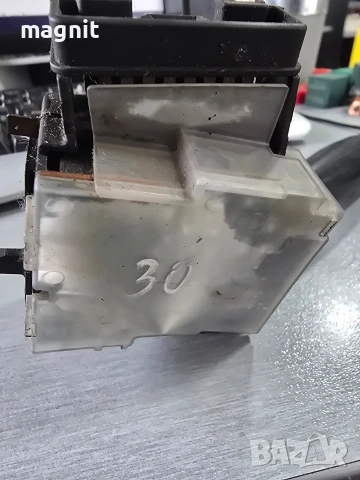 173647 лостче за чистачки TOYOTA COROLLA, снимка 3 - Части - 53495536