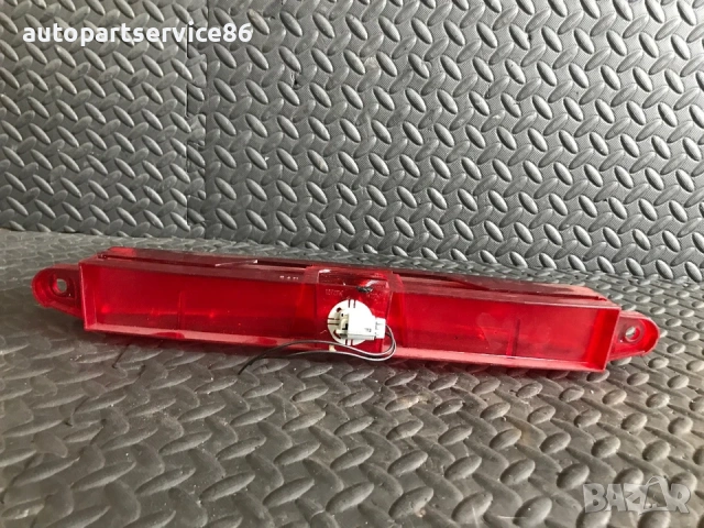 Хечбек заден капак трета спирачна светлина за Mazda 6 2.0D (2002-2007), снимка 3 - Части - 53728917