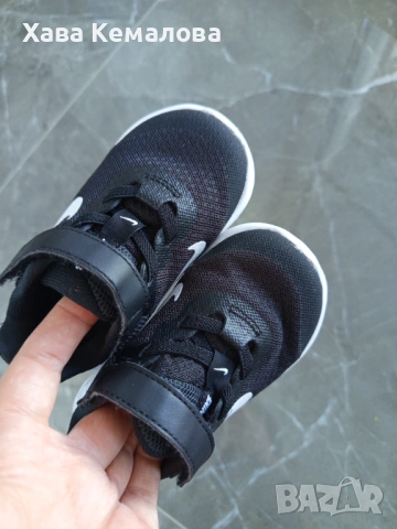 Детски маратонки Найк , снимка 2 - Детски маратонки - 53811115