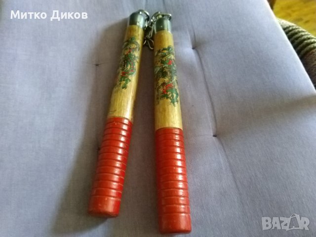 Дървено  Нунджако рисувано 185мм-метална верига-215мм