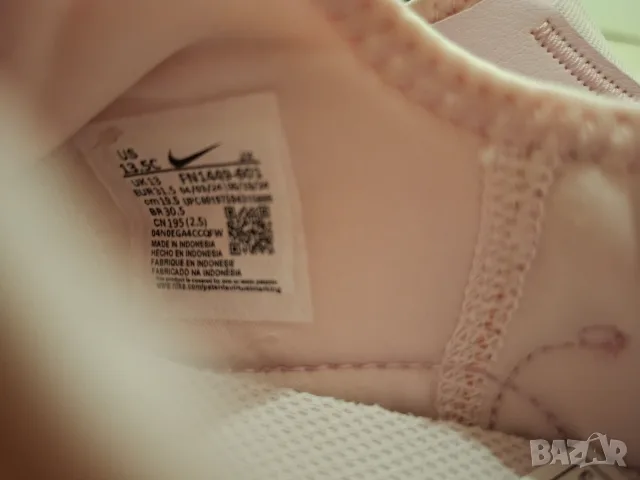 Маратонки Nike, 31, снимка 3 - Детски маратонки - 55946220