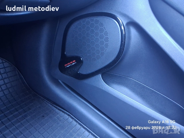 Рено Clio IV1.2,118hp*2017*автоматик,лед,камера,, снимка 13 - Автомобили и джипове - 53663191