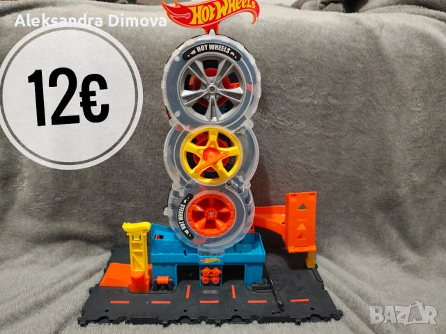 Продавам различни Hot Wheels писти, паркинг - цени на снимките, снимка 7 - Коли, камиони, мотори, писти - 53851390