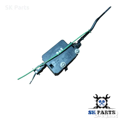 Машинка централно заключване резервоар за BMW Е46 седан, снимка 2 - Части - 49404523